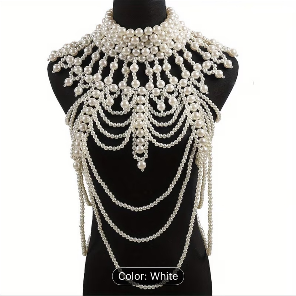 Elegant Pearl Choker Necklace - Picture 6 of 7